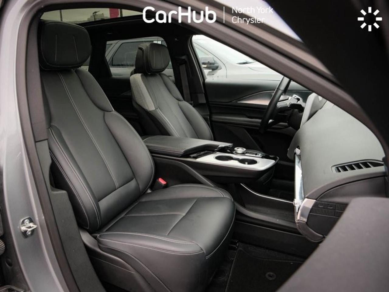 2024 Cadillac LYRIQ Tech Fully Electric | Panoramic Roof | Adaptive Cruise Control | 360 Camera | Heated Seats Photo