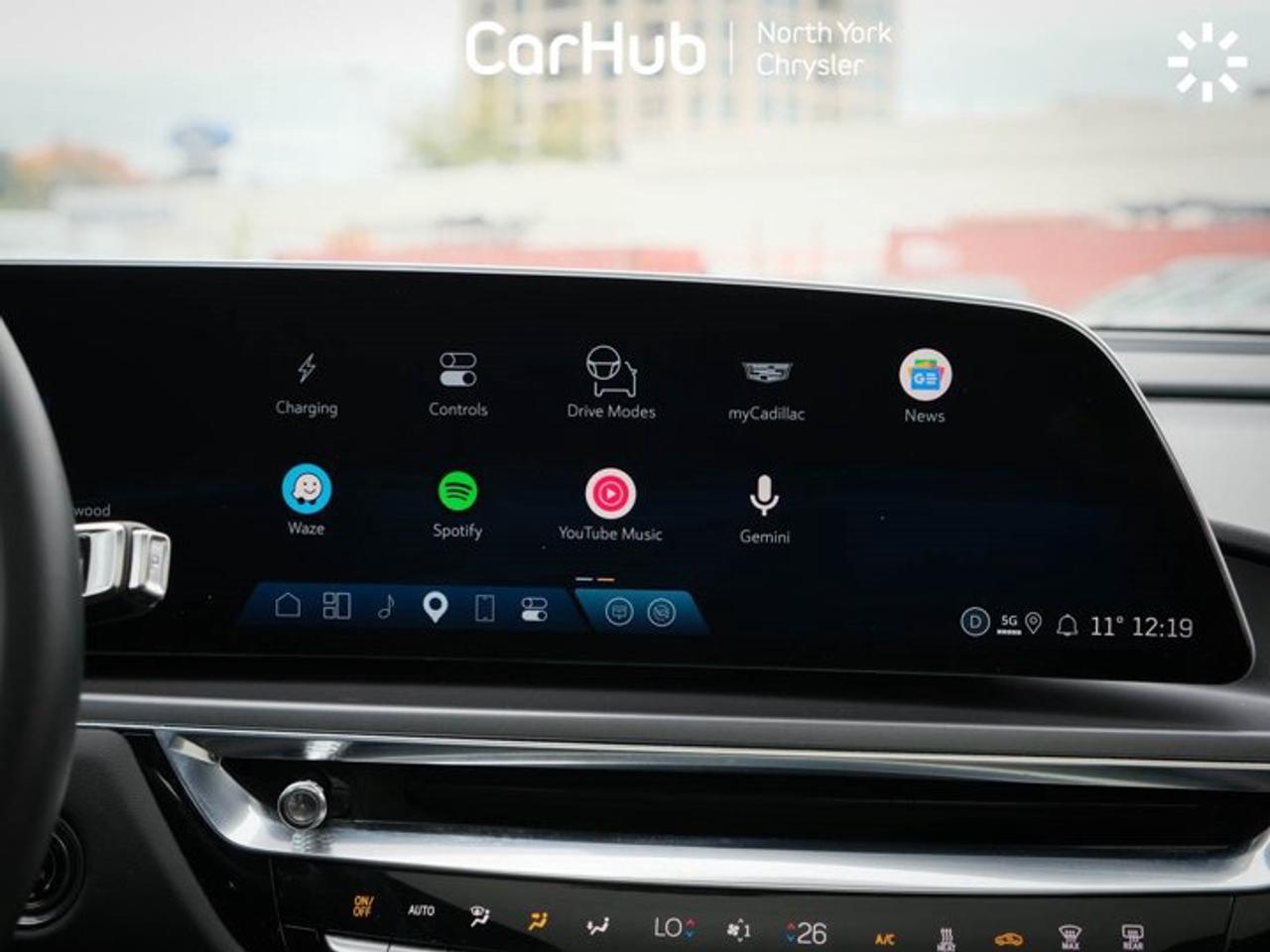 2024 Cadillac LYRIQ Tech Fully Electric | Panoramic Roof | Adaptive Cruise Control | 360 Camera | Heated Seats Photo