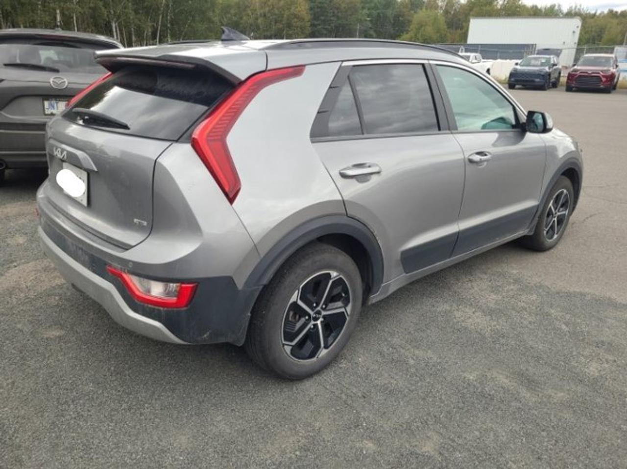 2025 Kia NIRO EX | Hybrid | Heated Wheel + Seats | Nav | Smart Cruise | Remote Start | CarPlay + Android and More! Photo3