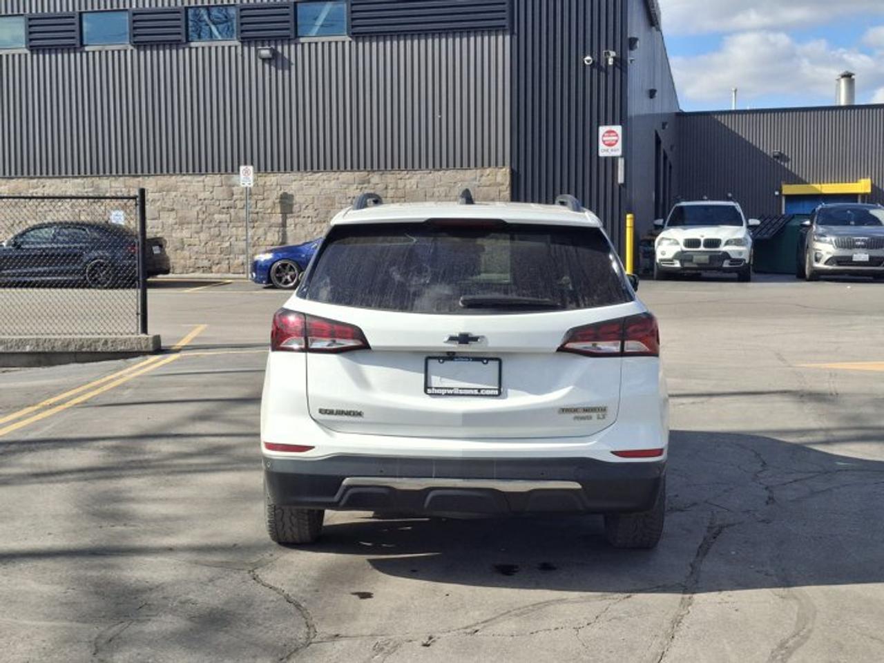 2022 Chevrolet Equinox LT AWD | Sunroof | 360 Camera | Adaptive Cruise | Heated Wheel + Seats | Power Seat | and More ! Photo