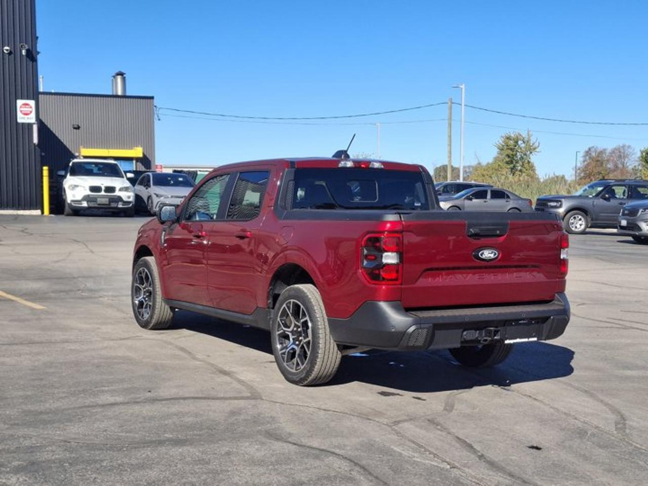 2025 Ford Maverick LARIAT Hybrid AWD | Heated Leather | 4K Tow | B&O Audio | 360 Camera | 13.2" Touchscreen | Photo