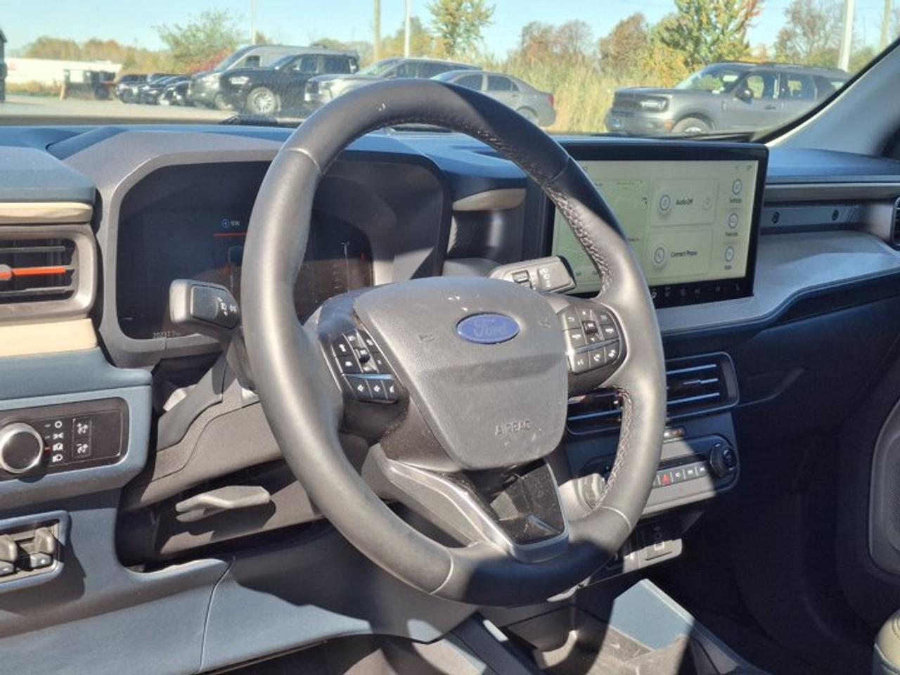 2025 Ford Maverick LARIAT Hybrid AWD | Heated Leather | 4K Tow | B&O Audio | 360 Camera | 13.2" Touchscreen | Photo