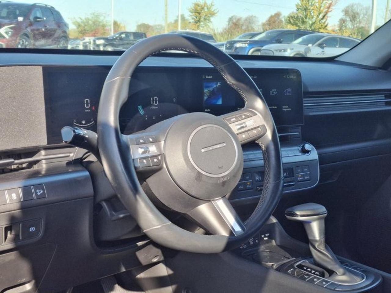 2025 Hyundai KONA Preferred Trend AWD | Leather | Sunroof | Heated Seats + Steering | Remote Start | and More ! Photo