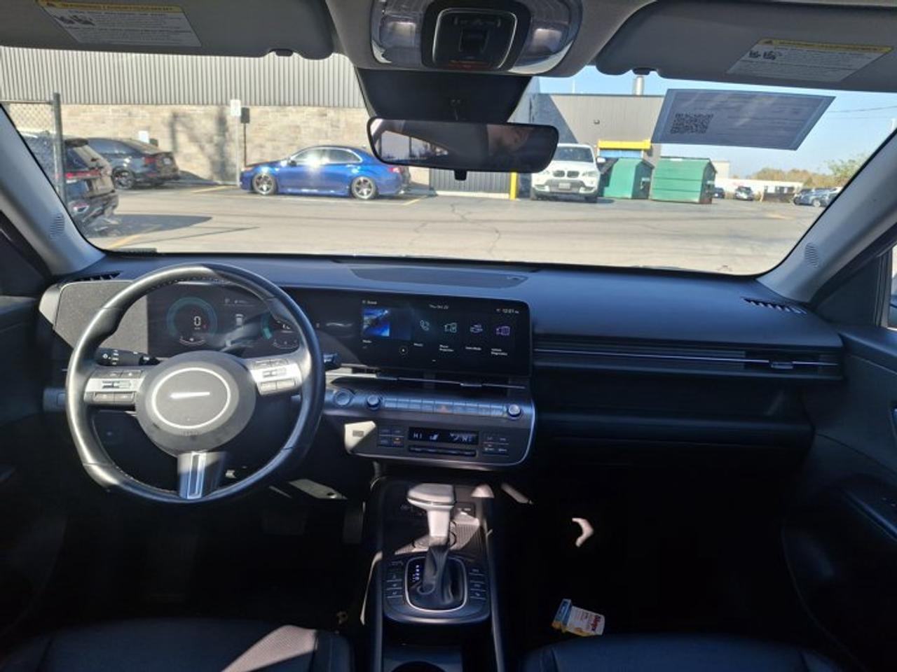 2025 Hyundai KONA Preferred Trend AWD | Leather | Sunroof | Heated Seats + Steering | Remote Start | and More ! Photo