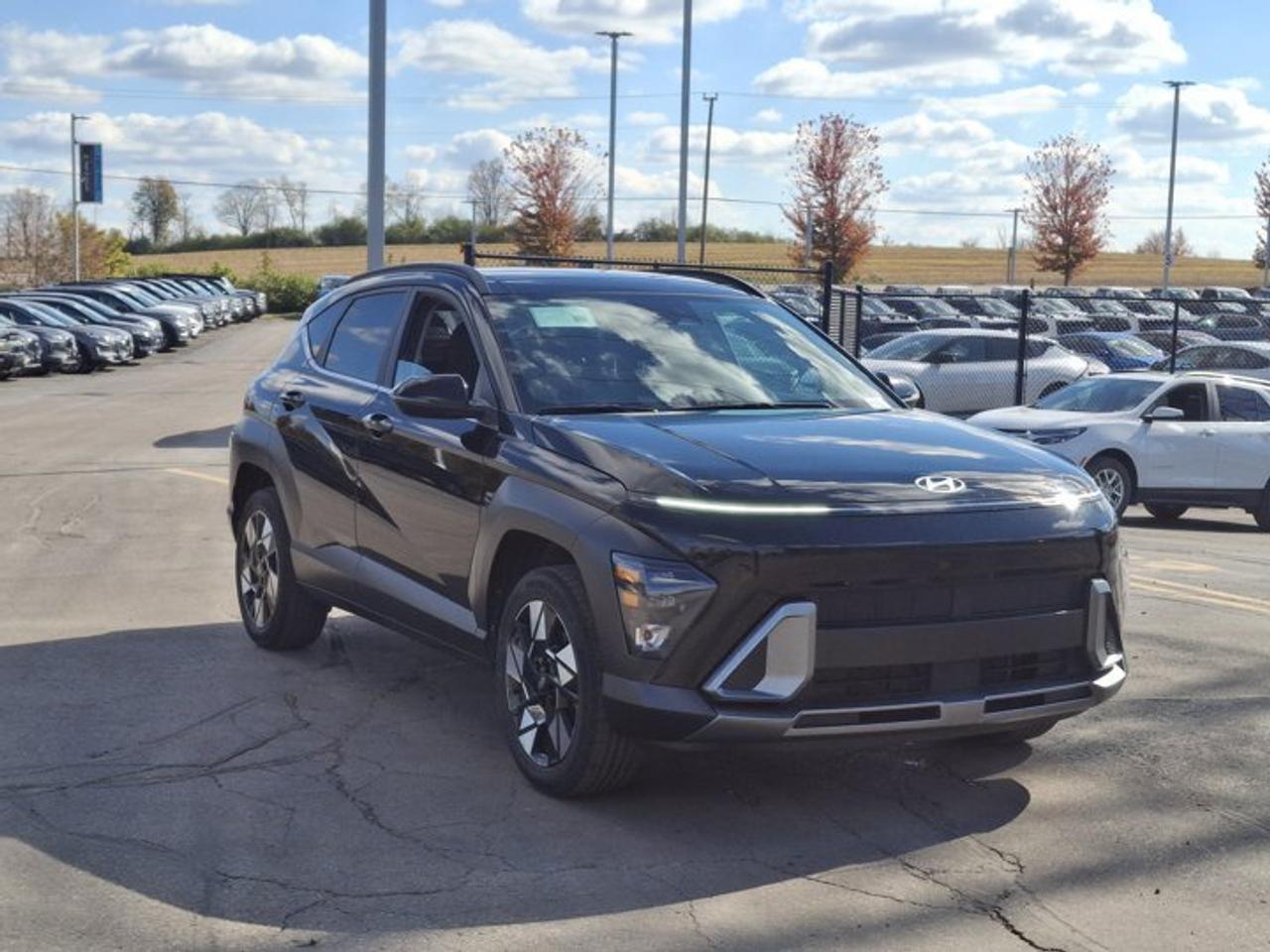 2025 Hyundai KONA Preferred Trend AWD | Leather | Sunroof | Heated Seats + Steering | Remote Start | and More ! Photo