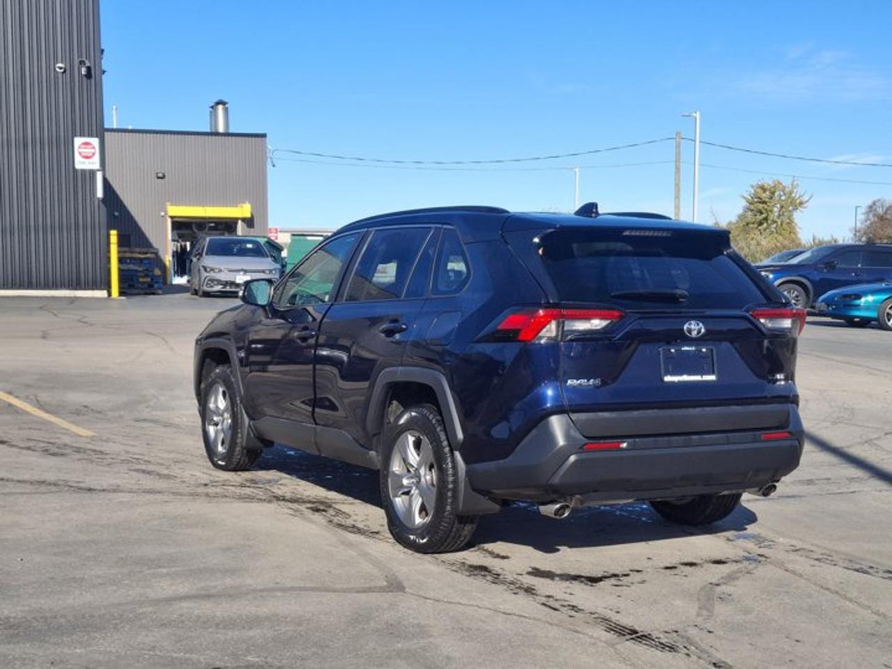 2025 Toyota RAV4 XLE AWD | Sunroof | Power Seat | Radar Cruise | Heated Wheel + Seats | Power Liftgate | and More ! Photo