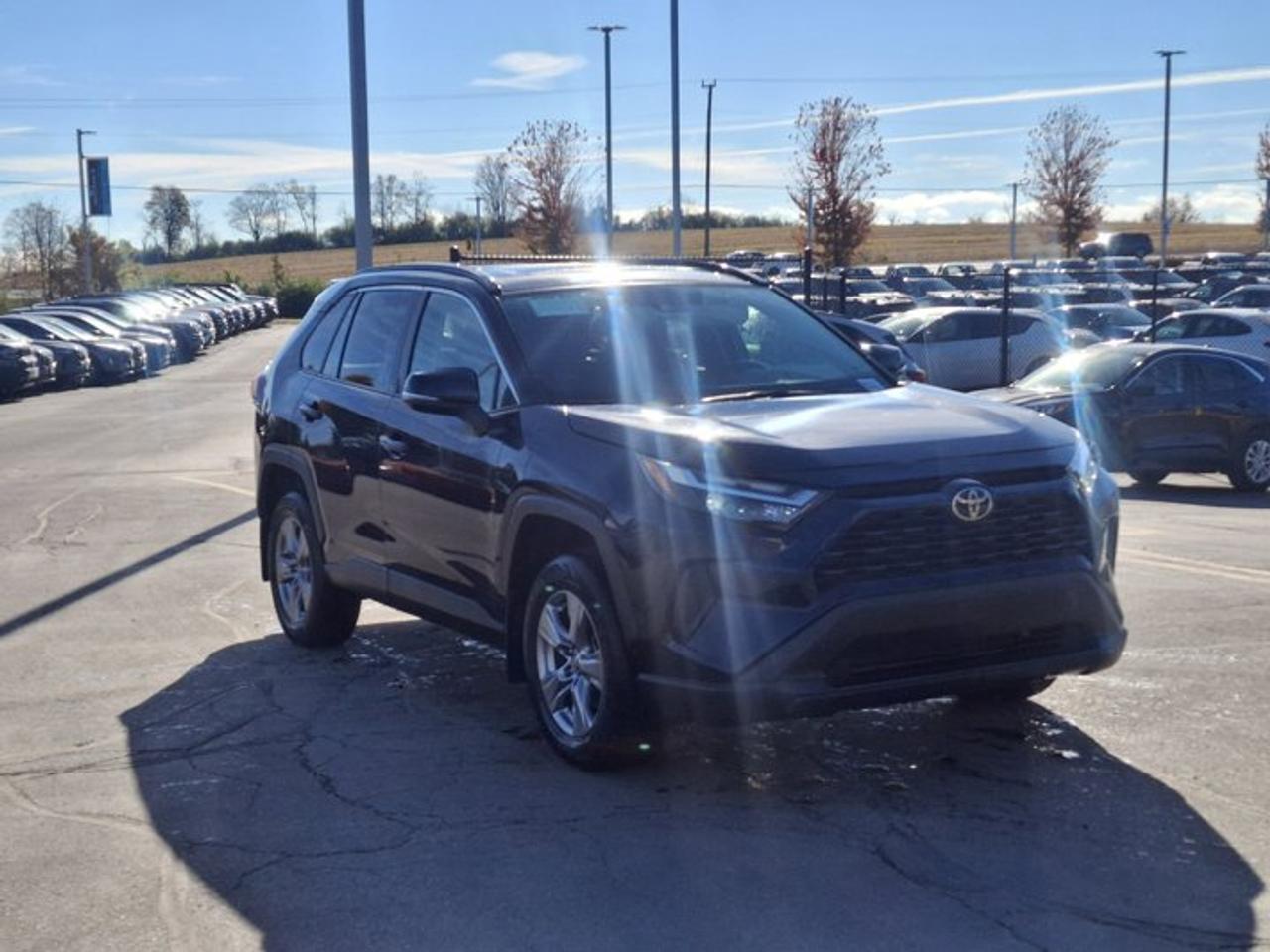 2025 Toyota RAV4 XLE AWD | Sunroof | Power Seat | Radar Cruise | Heated Wheel + Seats | Power Liftgate | and More ! Photo