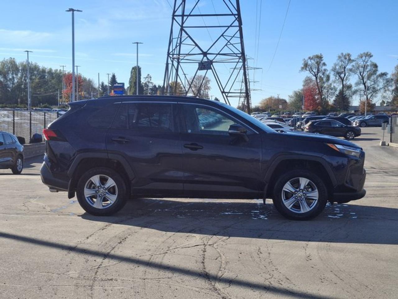 2025 Toyota RAV4 XLE AWD | Sunroof | Power Seat | Radar Cruise | Heated Wheel + Seats | Power Liftgate | and More ! Photo