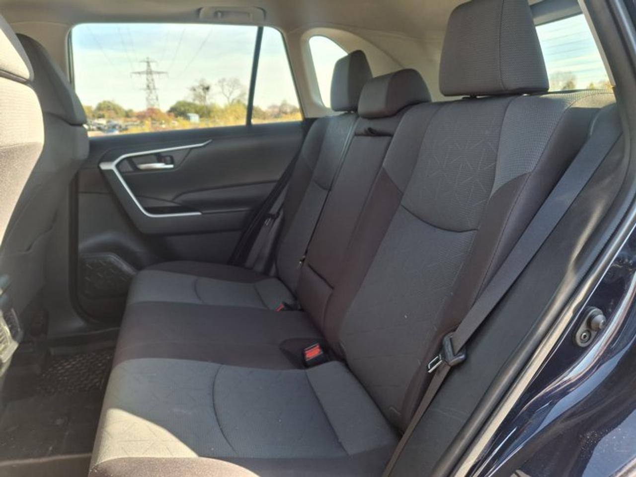 2025 Toyota RAV4 XLE AWD | Sunroof | Power Seat | Radar Cruise | Heated Wheel + Seats | Power Liftgate | and More ! Photo