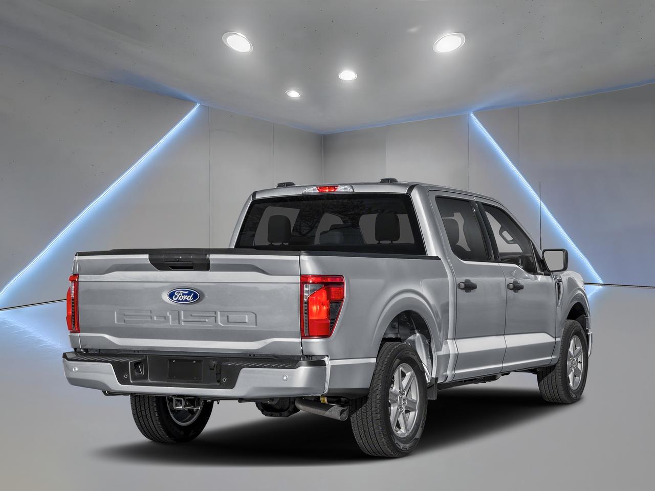 2026 Ford F-150 XLT Photo2