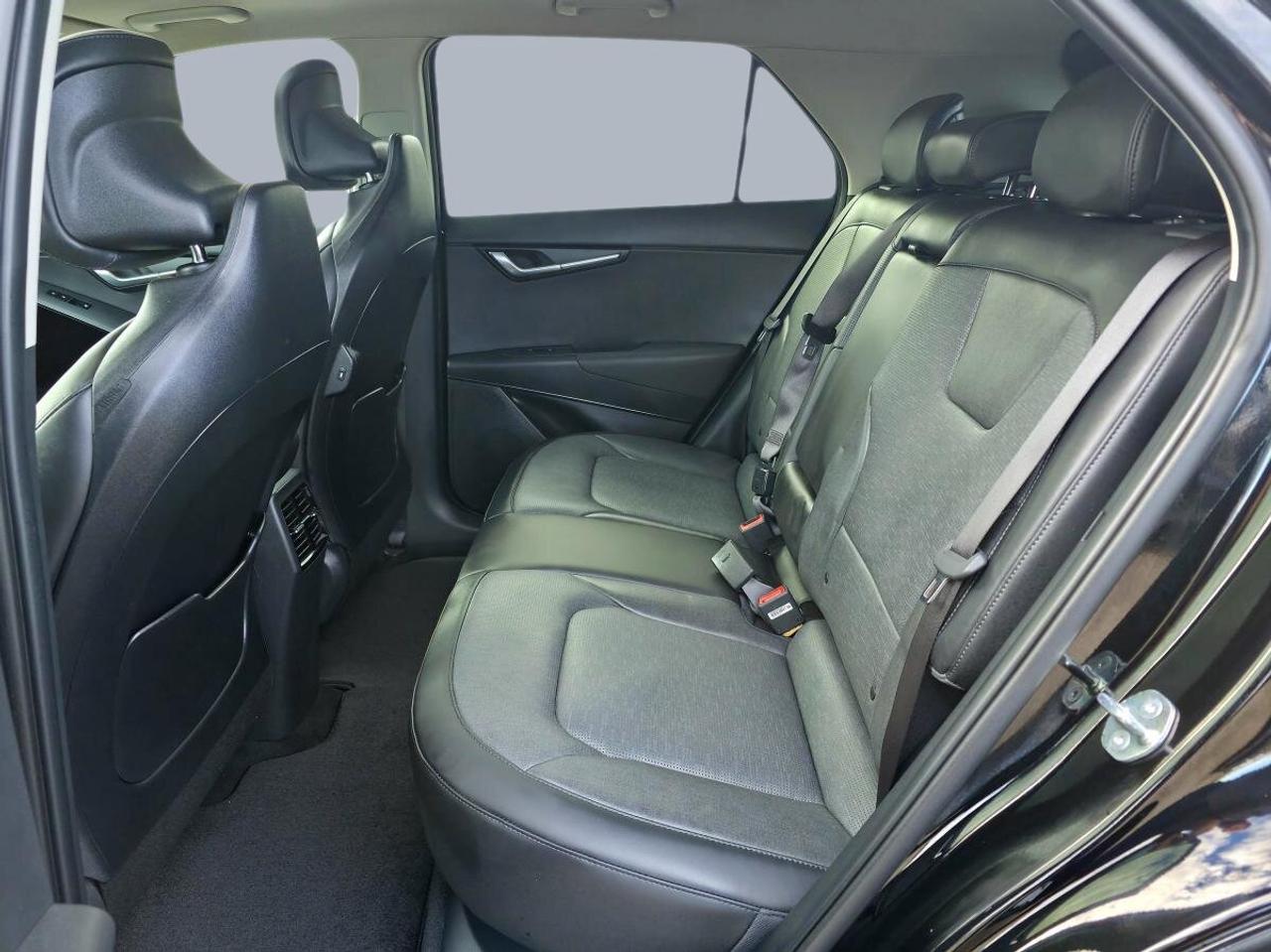 2025 Kia NIRO  Photo