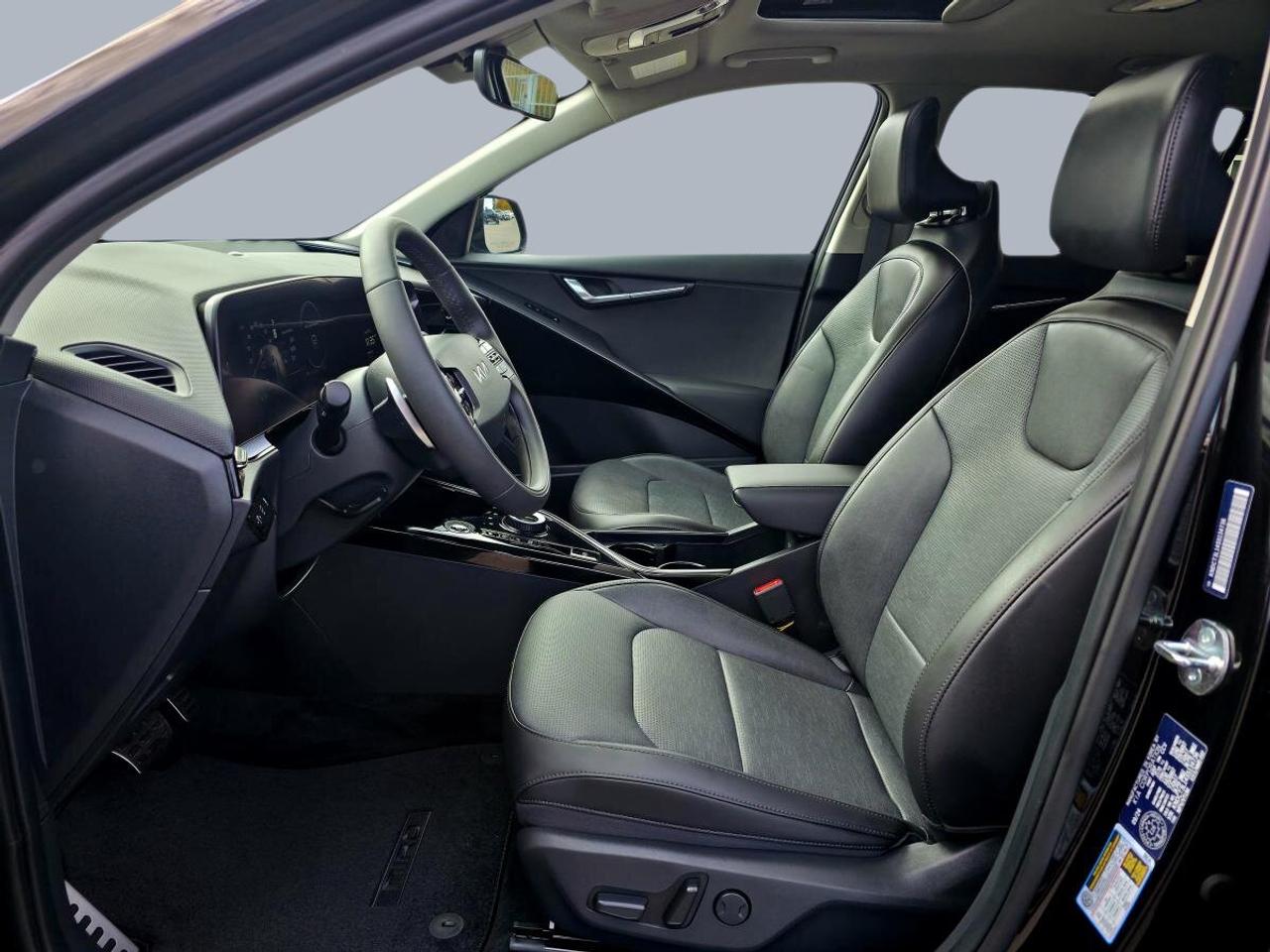 2025 Kia NIRO  Photo