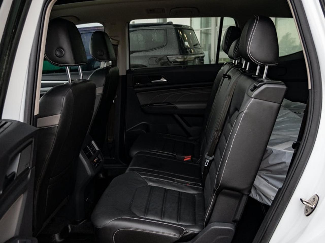 2022 Volkswagen Atlas EXECLINE Photo