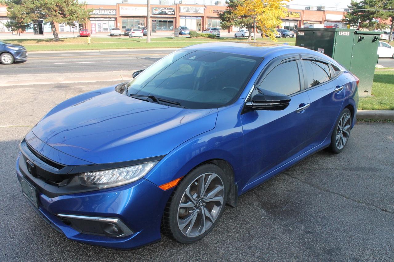 2019 Honda Civic Touring Photo