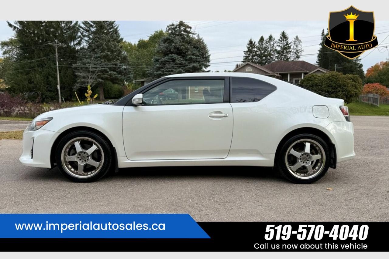 2015 Scion tC Base Photo5