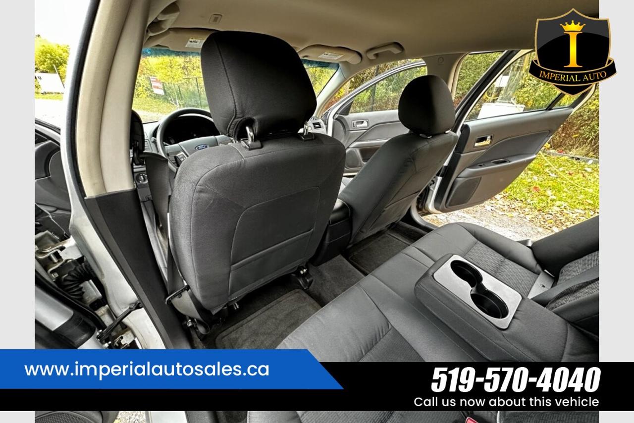 2012 Ford Fusion SE Photo