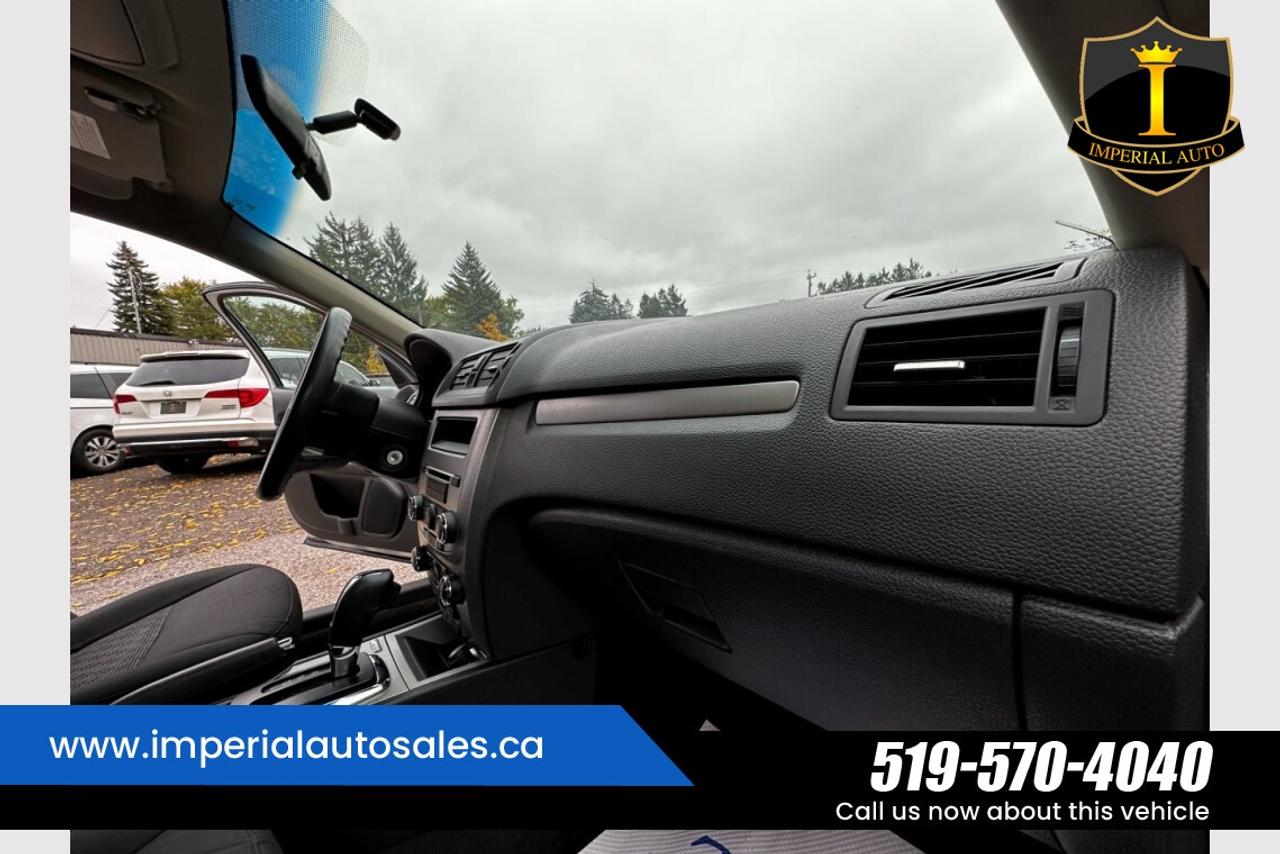 2012 Ford Fusion SE Photo