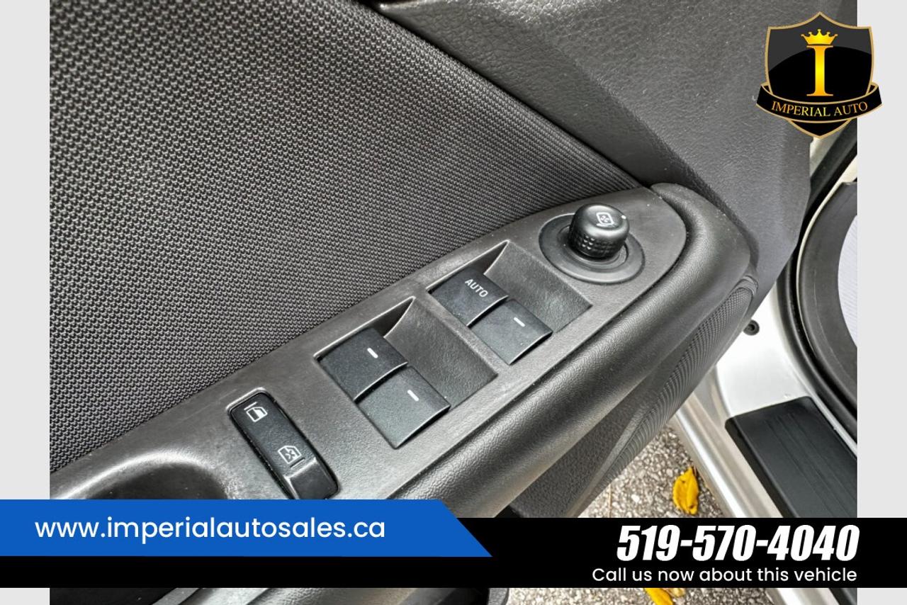 2012 Ford Fusion SE Photo