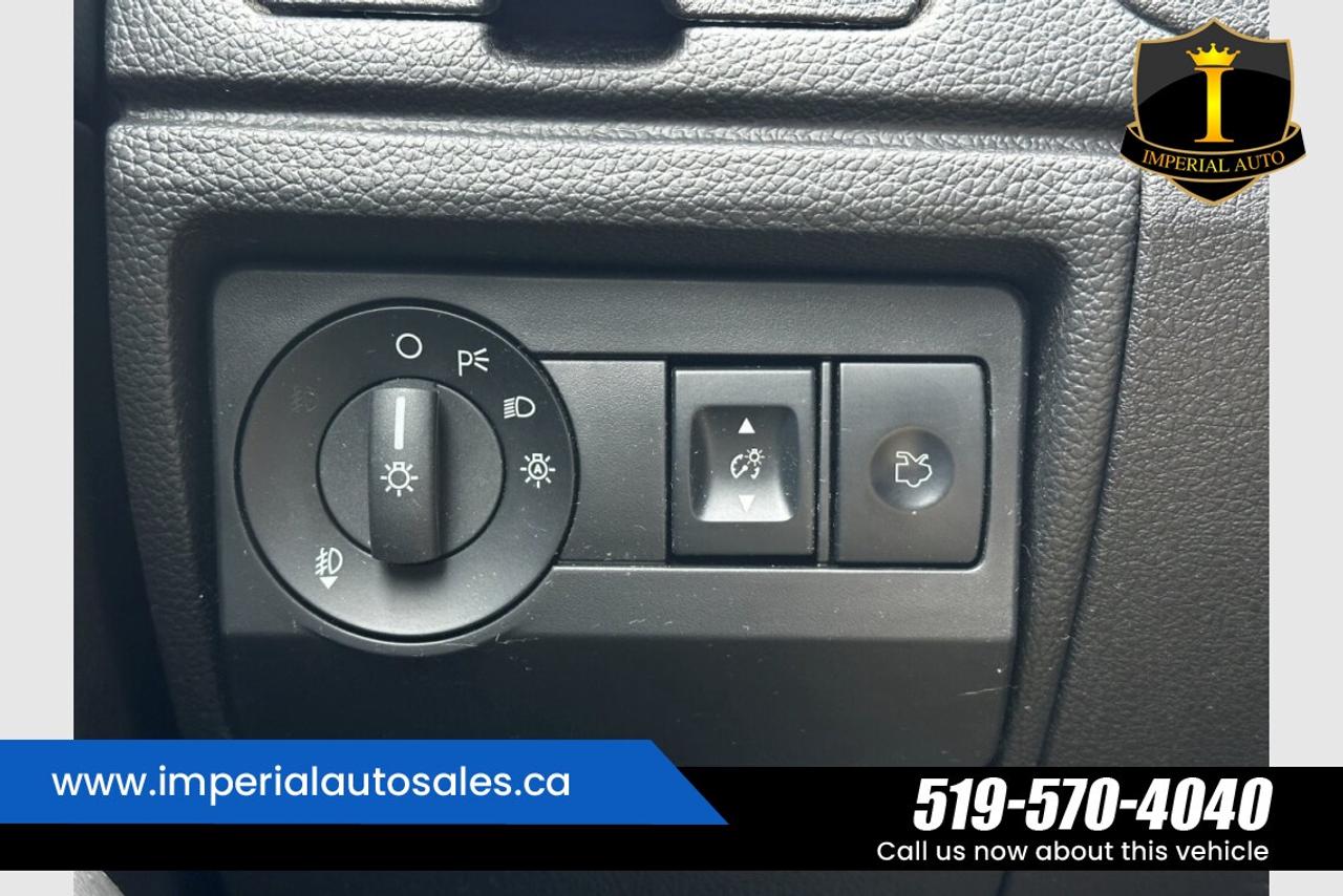 2012 Ford Fusion SE Photo