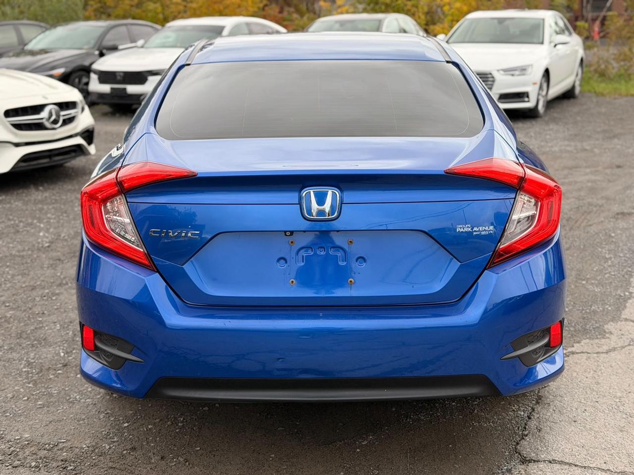 2018 Honda Civic LX Photo