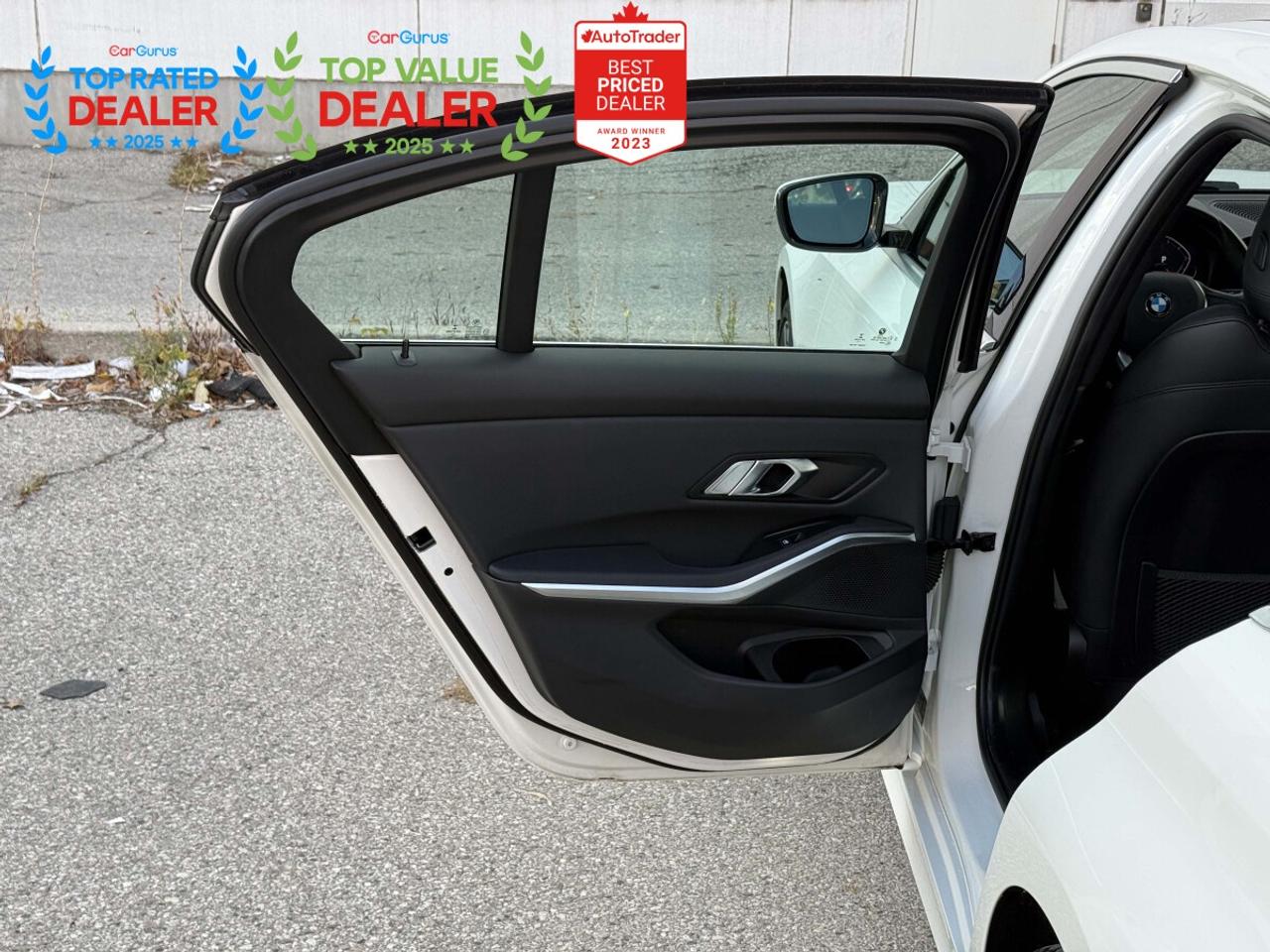 2020 BMW 3 Series PREMIUM PKG | PANO | LIKE NEW | LOADED Photo