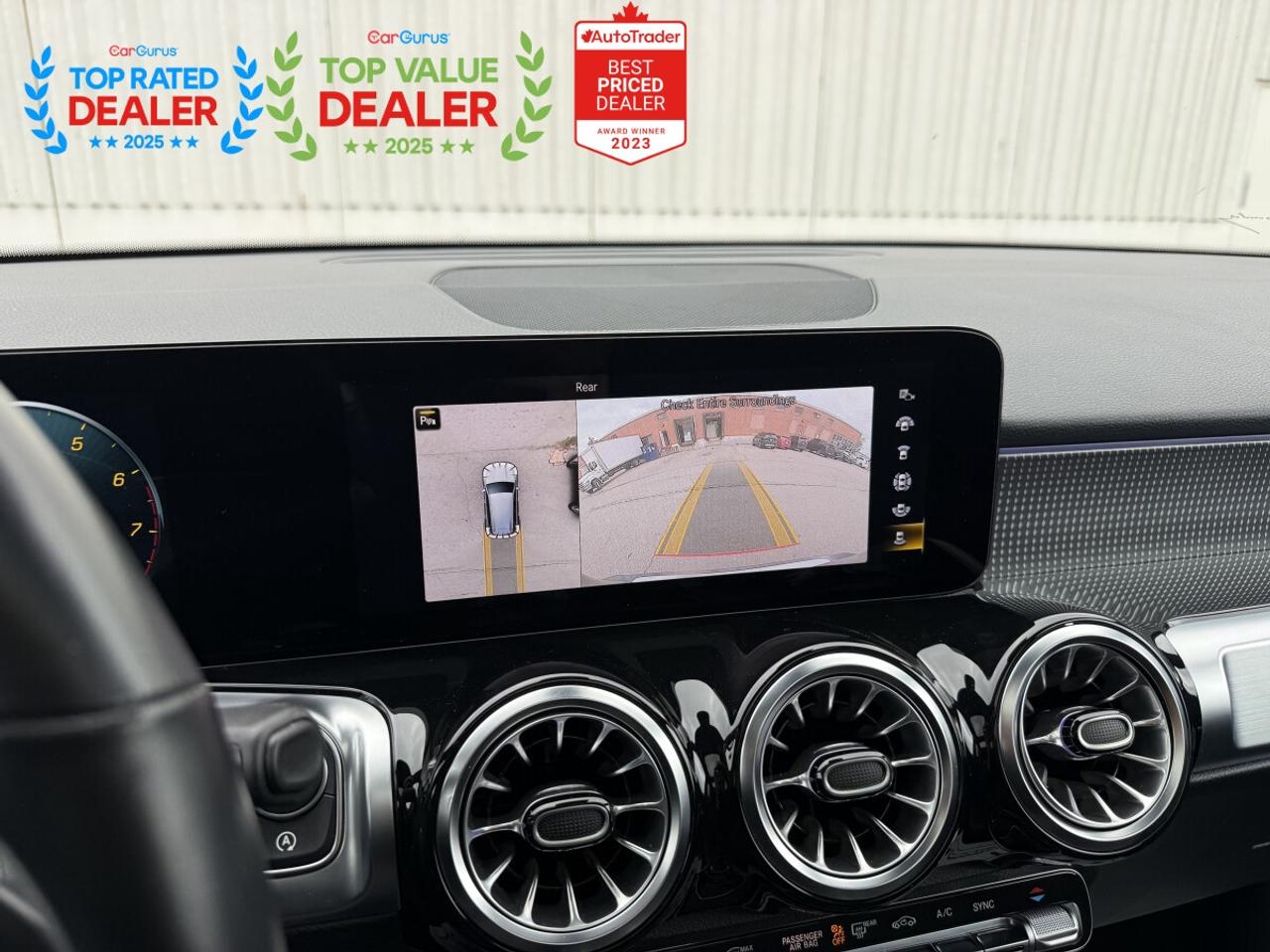 2022 Mercedes-Benz G-Class PREMIUM PKG | ONE OWNER | 360 CAMERA | AMBIENT LIGHTING | PANO | LOADED Photo