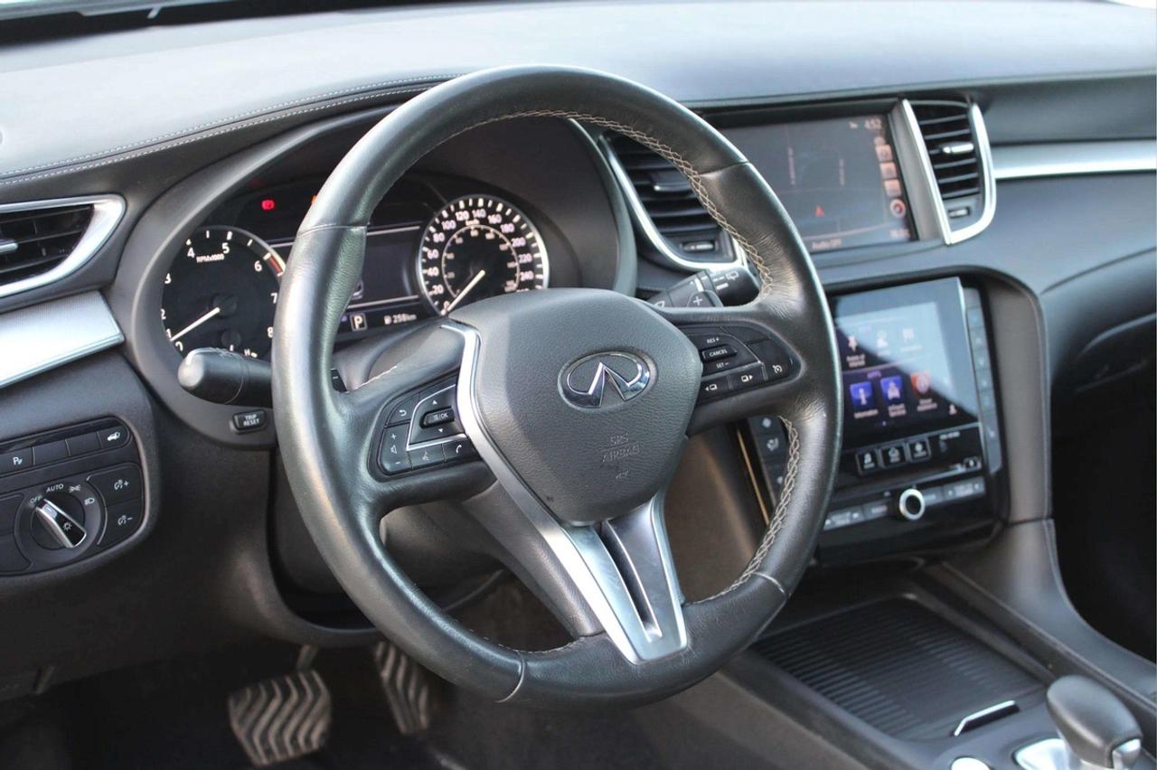 2019 Infiniti QX50 ESSENTIAL Photo