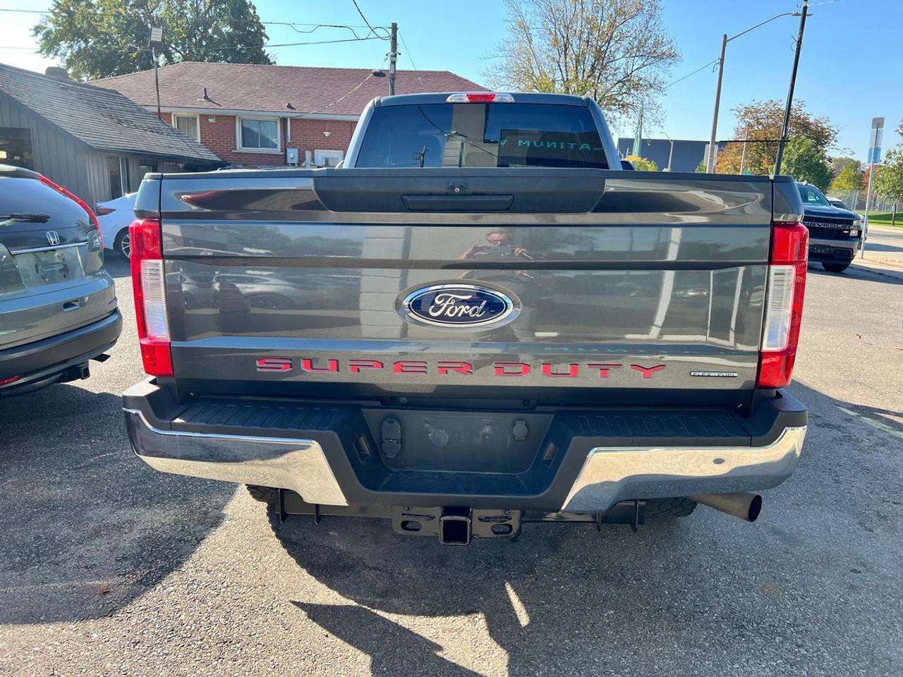 2017 Ford F-250 XL Photo3