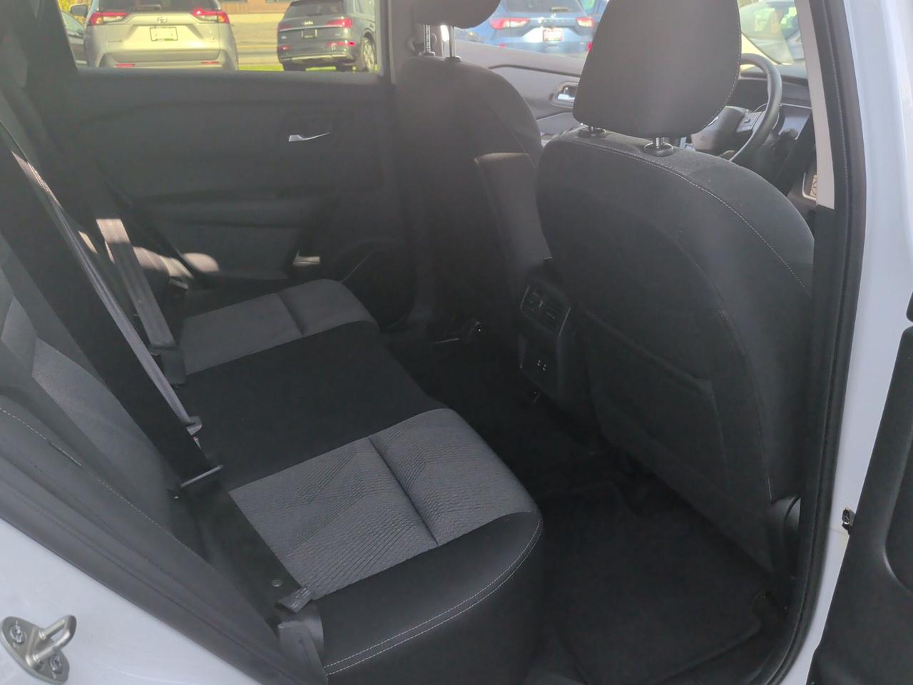 2025 Nissan Rogue AWD-SV-MOONROOF-HEATED SEAT/WHEEL-BEAUTY! Photo