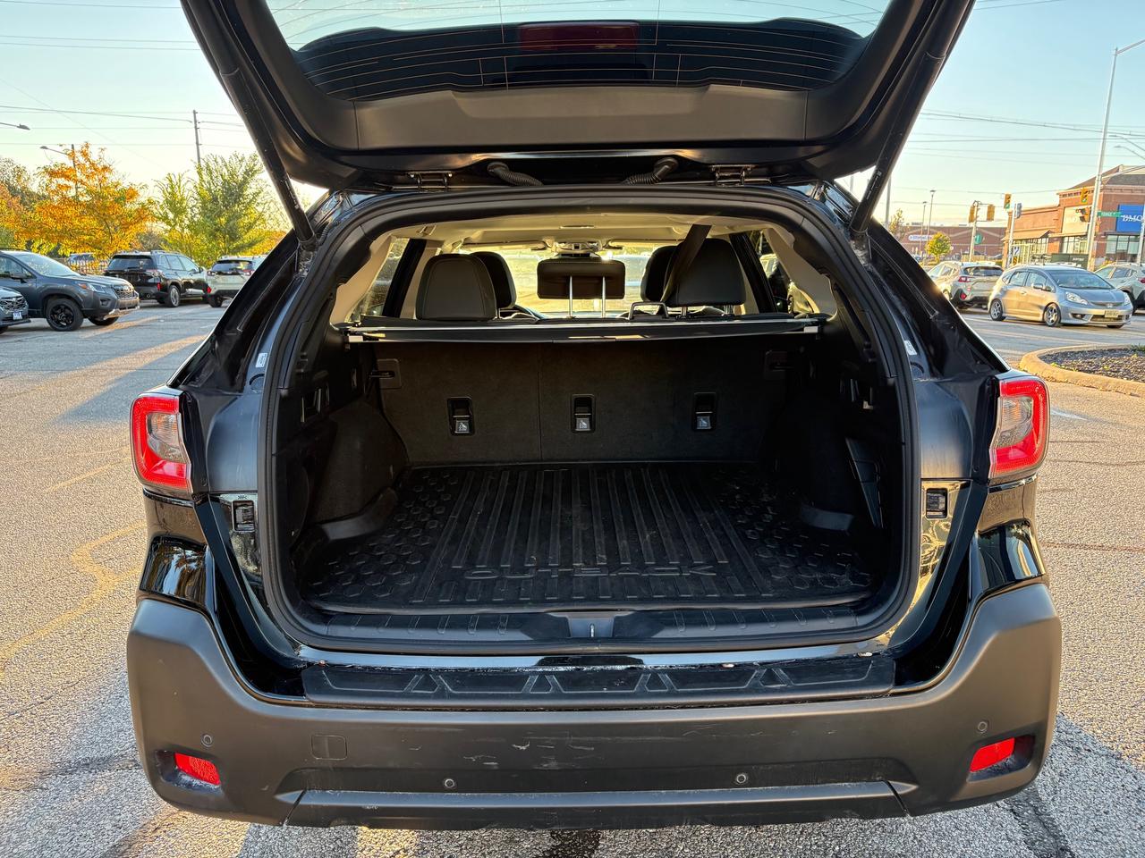 2024 Subaru Outback Onyx NO ACCIDENTS! ONE OWNER! Photo