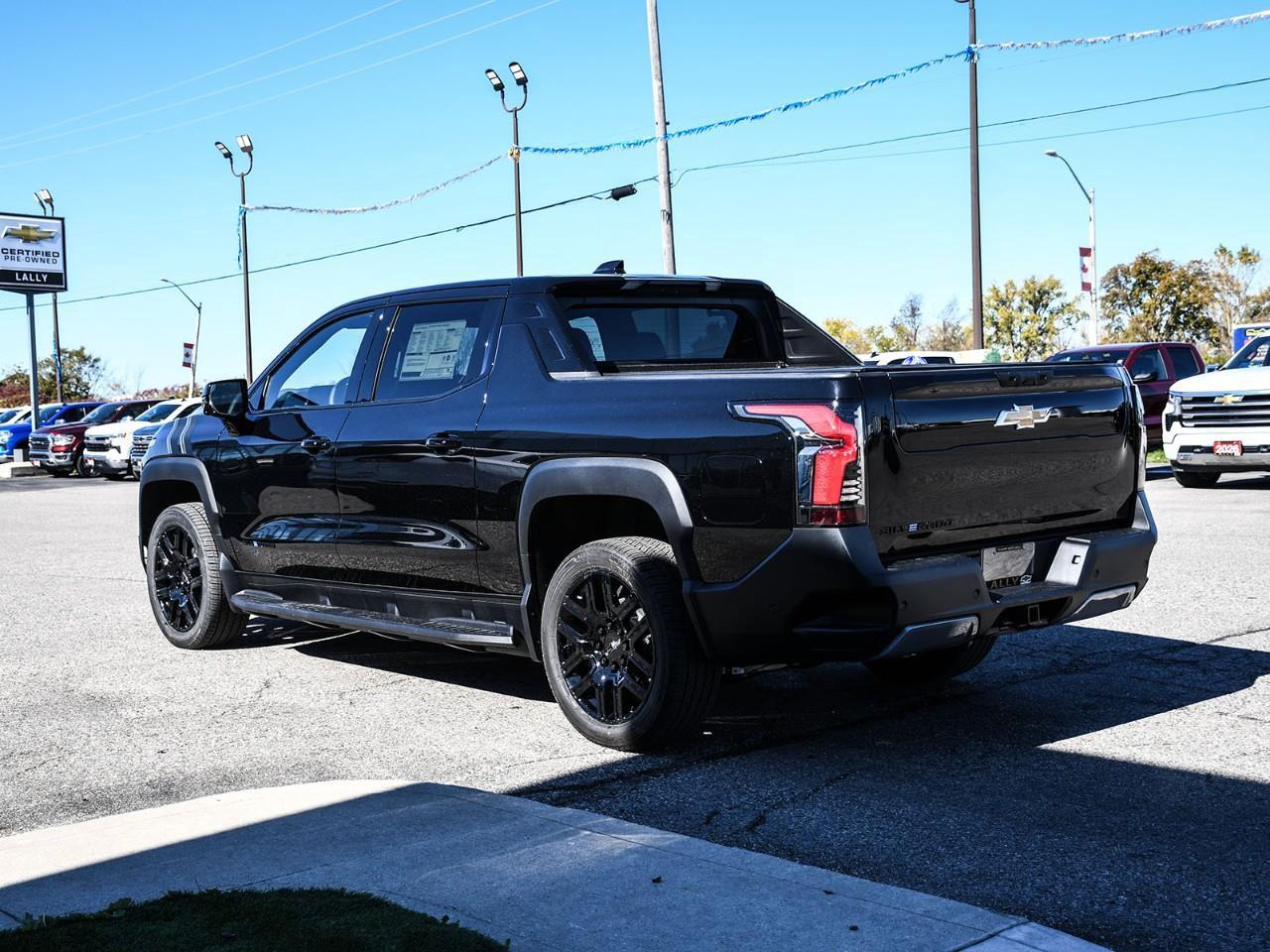 2026 Chevrolet Silverado EV LT Photo