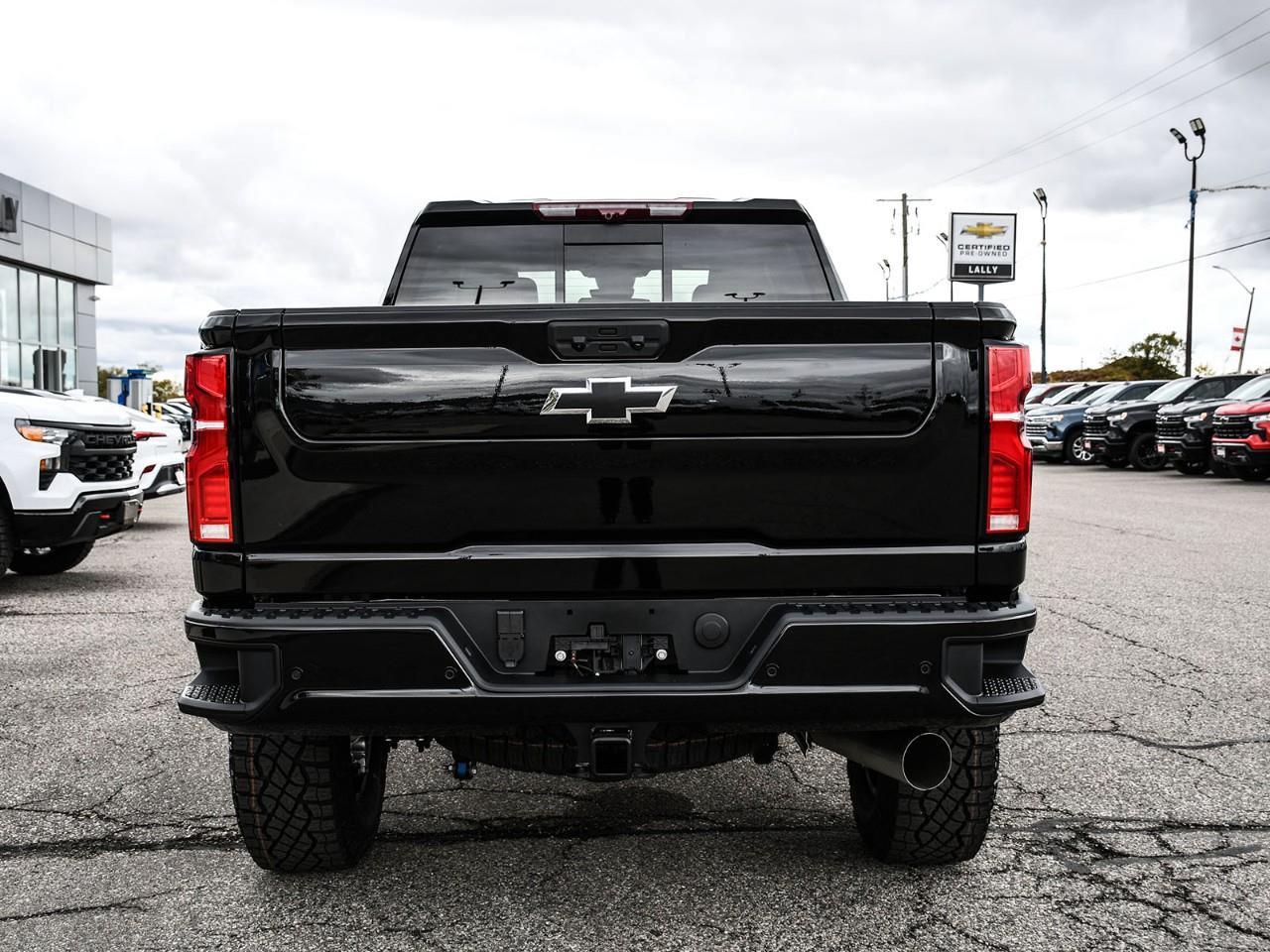 2026 Chevrolet Silverado 2500 HD ZR2 Photo