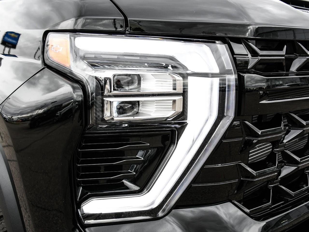 2026 Chevrolet Silverado 2500 HD ZR2 Photo