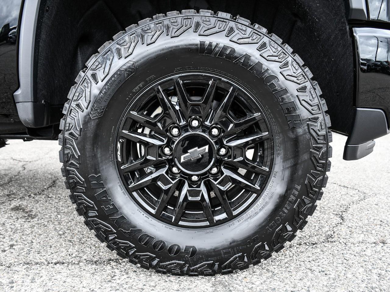 2026 Chevrolet Silverado 2500 HD ZR2 Photo
