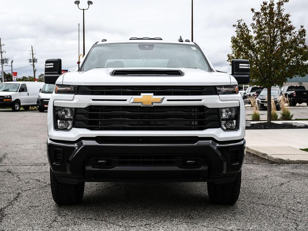 2026 Chevrolet Silverado 2500 HD Custom Photo