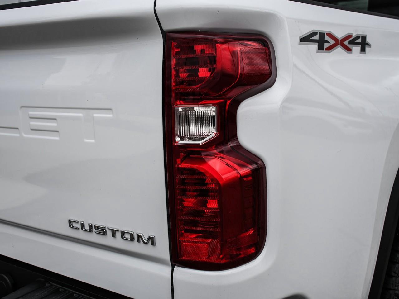 2026 Chevrolet Silverado 2500 HD Custom Photo