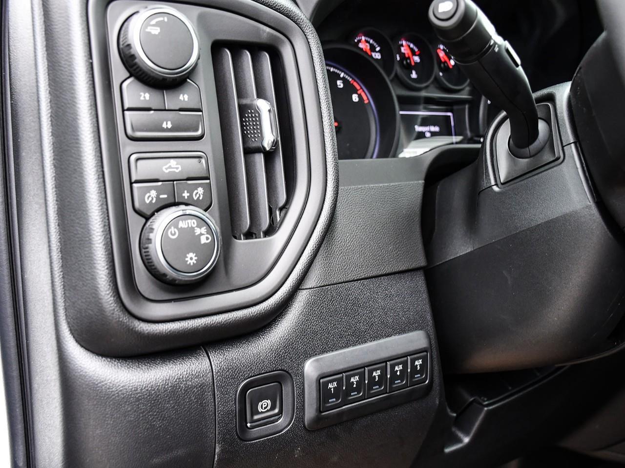 2026 Chevrolet Silverado 2500 HD Custom Photo