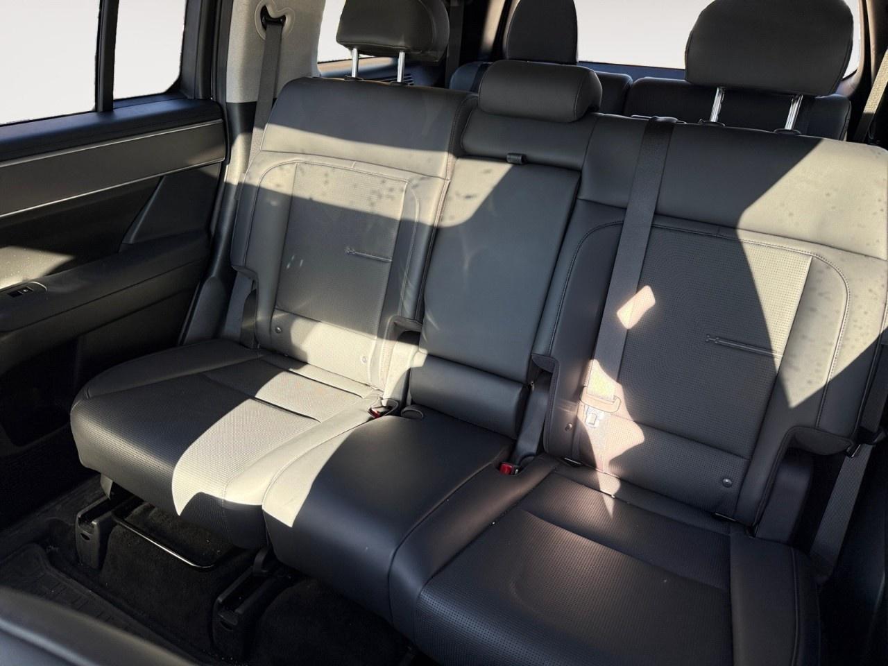 2024 Hyundai Santa Fe Hybrid Preferred AWD w/Trend Pkg Photo
