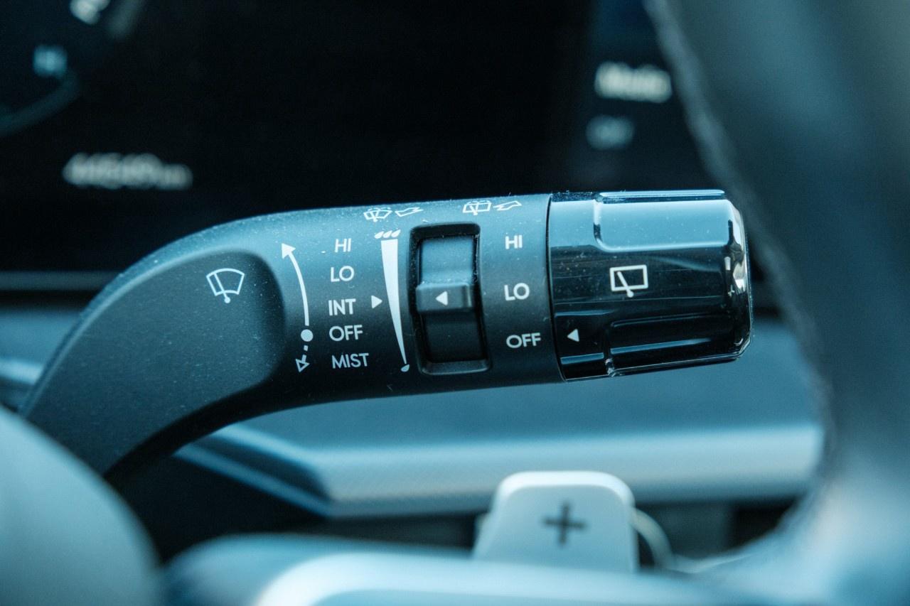 2024 Hyundai Santa Fe Hybrid Preferred AWD w/Trend Pkg Photo