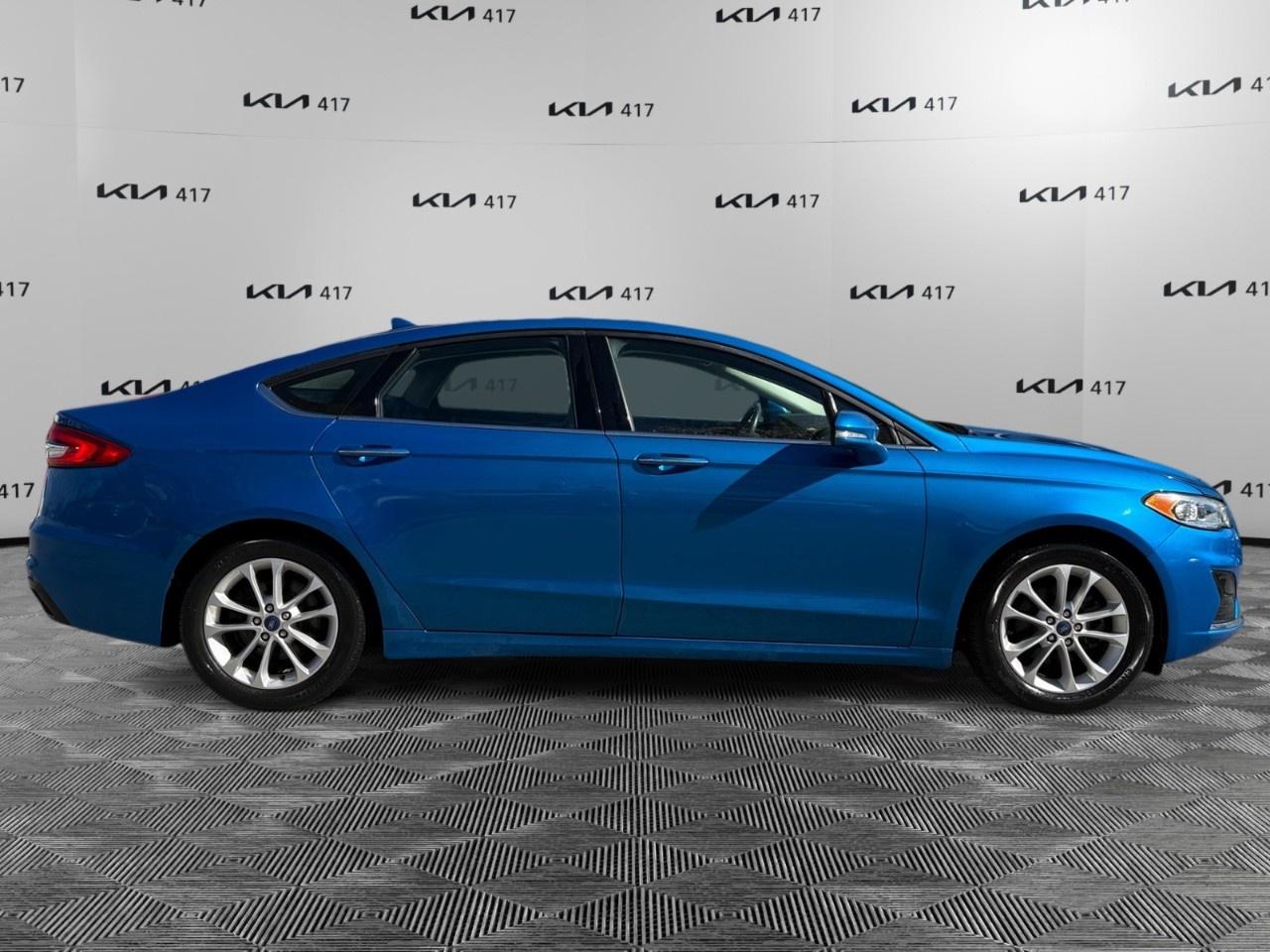 2020 Ford Fusion Hybrid SEL FWD Photo