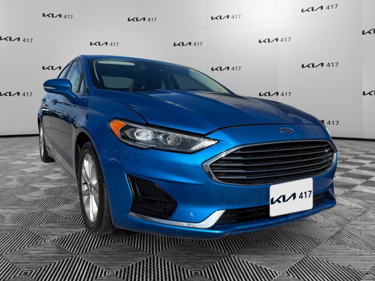 2020 Ford Fusion Hybrid SEL FWD Photo