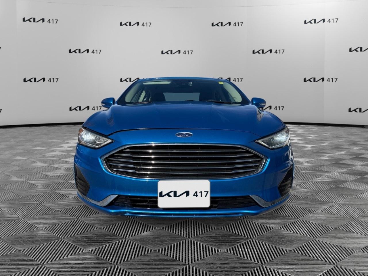 2020 Ford Fusion Hybrid SEL FWD Photo