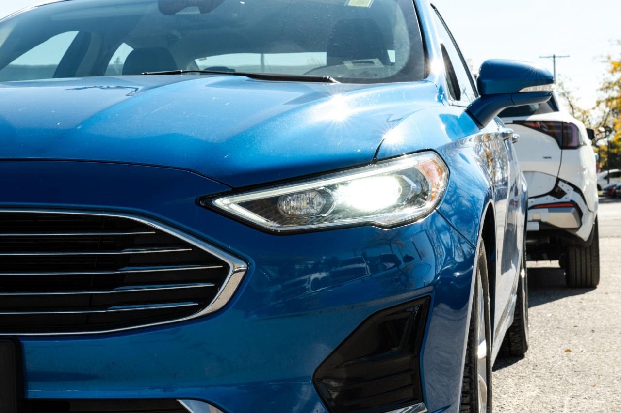 2020 Ford Fusion Hybrid SEL FWD Photo