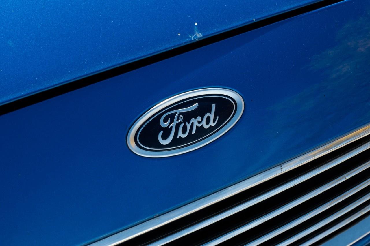 2020 Ford Fusion Hybrid SEL FWD Photo