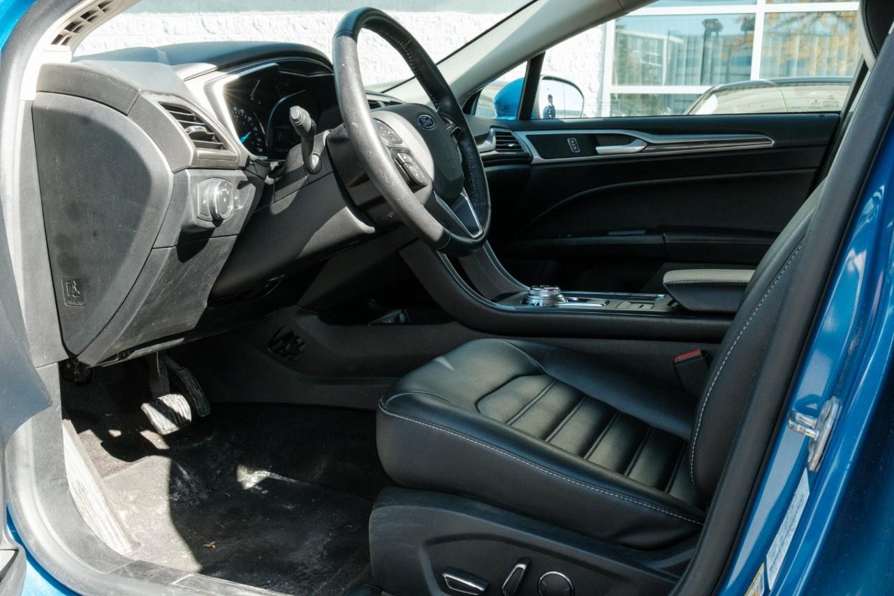 2020 Ford Fusion Hybrid SEL FWD Photo