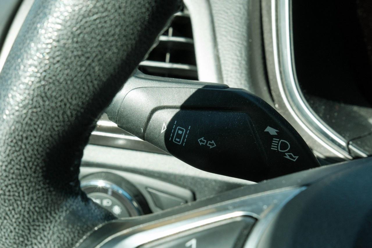 2020 Ford Fusion Hybrid SEL FWD Photo