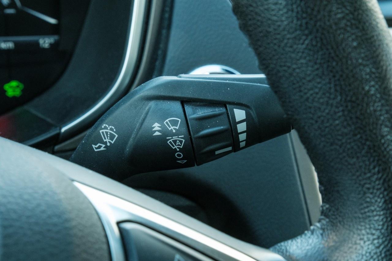 2020 Ford Fusion Hybrid SEL FWD Photo