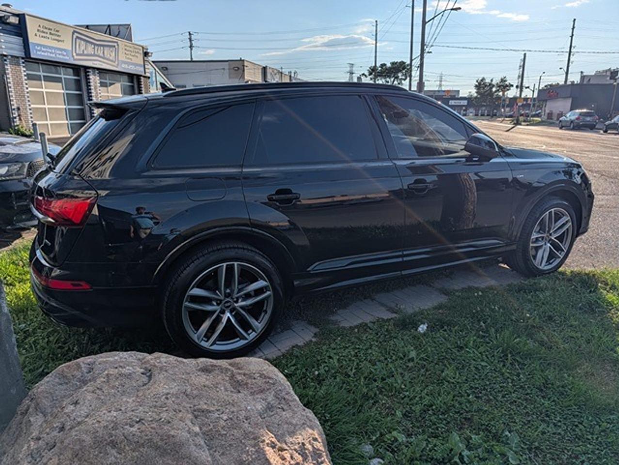 2021 Audi Q7 Progressiv 55 TFSI quattro Photo3