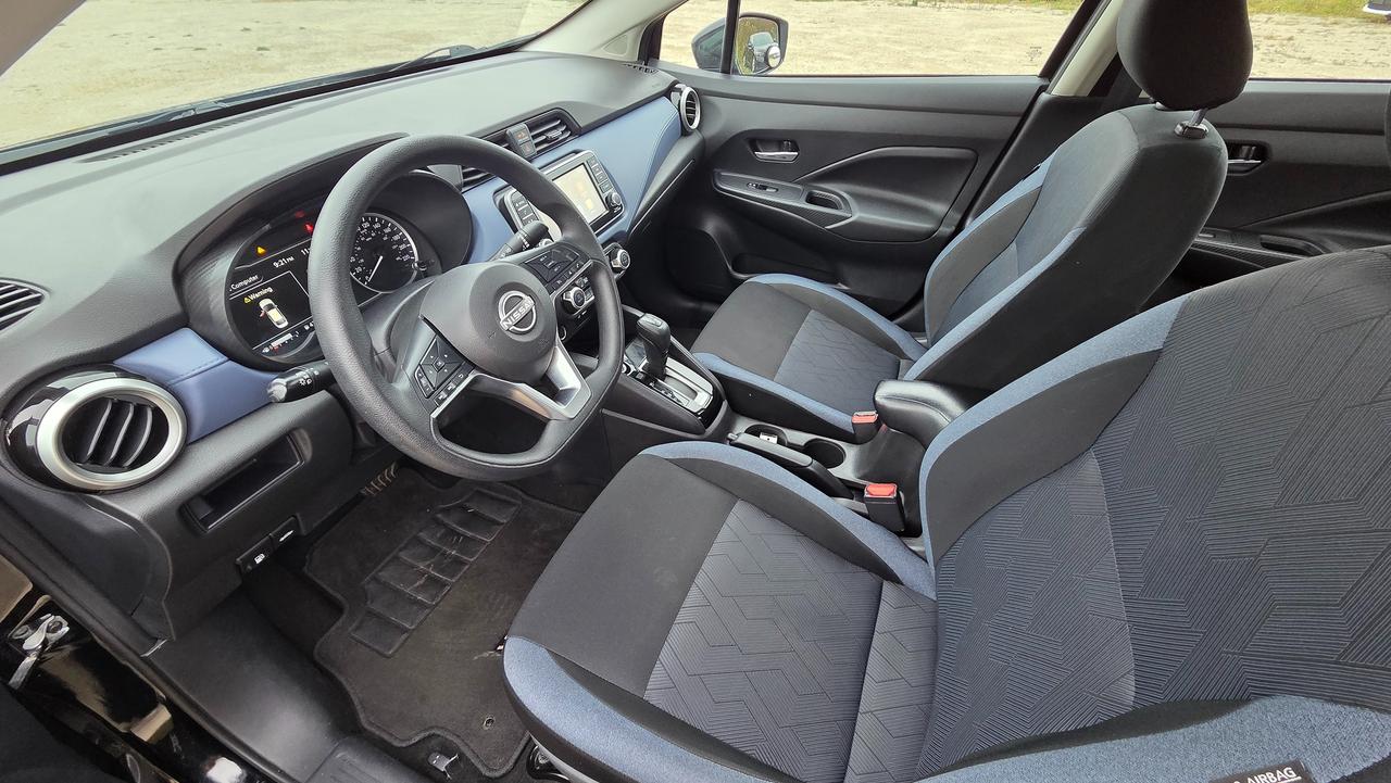 2024 Nissan Versa SV Photo