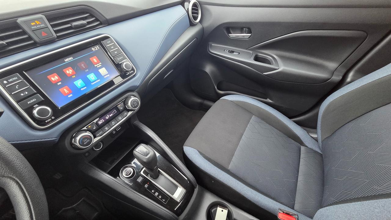 2024 Nissan Versa SV Photo